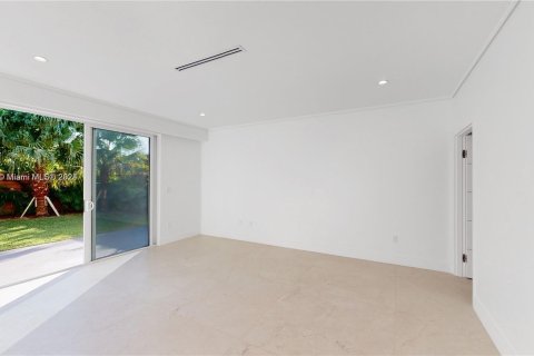 Adosado en venta en Miami, Florida, 2 dormitorios, 139.35 m2 № 1101641 - foto 4