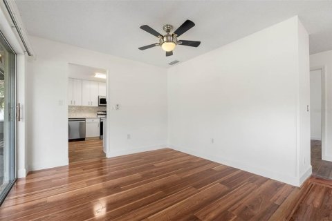 Casa en venta en Orlando, Florida, 3 dormitorios, 157.93 m2 № 1398795 - foto 14