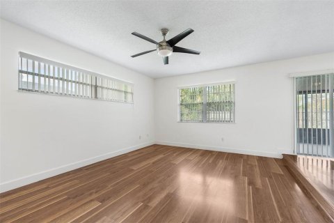 Casa en venta en Orlando, Florida, 3 dormitorios, 157.93 m2 № 1398795 - foto 18