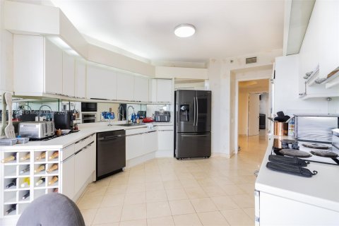 Copropriété à vendre à Aventura, Floride: 2 chambres, 208.1 m2 № 1397789 - photo 4