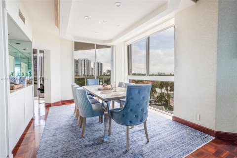 Copropriété à vendre à Aventura, Floride: 2 chambres, 208.1 m2 № 1397789 - photo 11