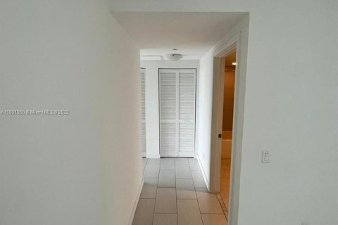 Condominio en venta en Miami, Florida, 2 dormitorios, 109.9 m2 № 4109 - foto 10