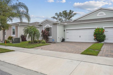 Adosado en venta en Saint Cloud, Florida, 3 dormitorios, 136.85 m2 № 1364003 - foto 4