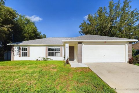 Villa ou maison à vendre à Summerfield, Floride: 3 chambres, 117.8 m2 № 1323807 - photo 1