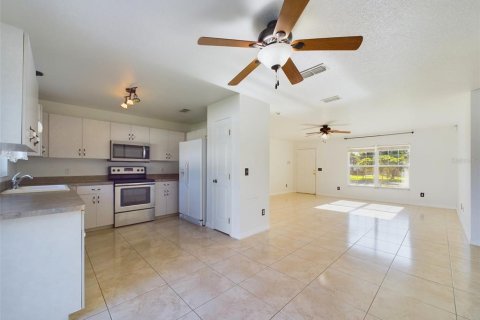 Casa en venta en Summerfield, Florida, 3 dormitorios, 117.8 m2 № 1323807 - foto 6