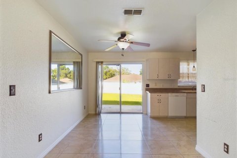 Casa en venta en Summerfield, Florida, 3 dormitorios, 117.8 m2 № 1323807 - foto 2