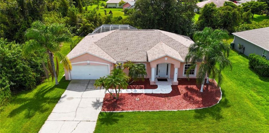 Villa ou maison à Punta Gorda, Floride 3 chambres, 187.66 m2 № 1366212