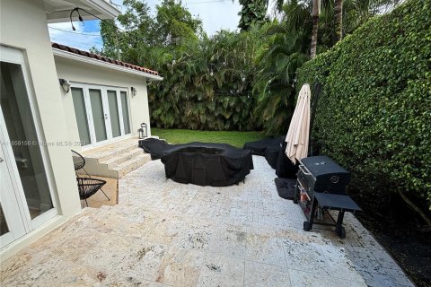 Casa en venta en Miami, Florida, 3 dormitorios, 145.48 m2 № 1364943 - foto 14