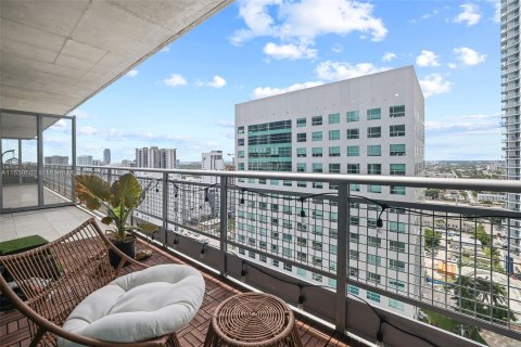 Condominio en venta en Miami, Florida, 59.27 m2 № 1364947 - foto 10