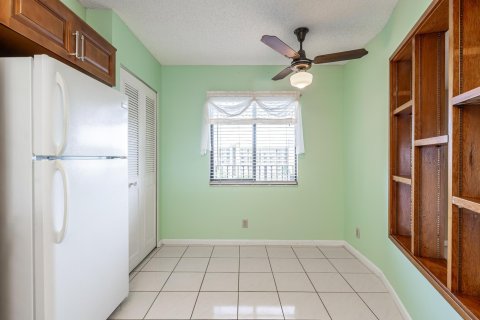 Copropriété à vendre à Pompano Beach, Floride: 2 chambres, 129.97 m2 № 976994 - photo 25