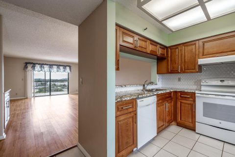 Copropriété à vendre à Pompano Beach, Floride: 2 chambres, 129.97 m2 № 976994 - photo 24