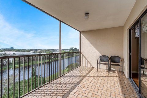 Copropriété à vendre à Pompano Beach, Floride: 2 chambres, 129.97 m2 № 976994 - photo 16