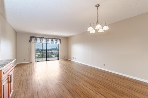 Copropriété à vendre à Pompano Beach, Floride: 2 chambres, 129.97 m2 № 976994 - photo 20