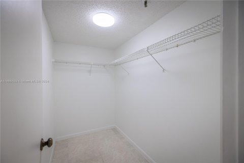 Condo in Boca Raton, Florida, 2 bedrooms  № 1423384 - photo 11