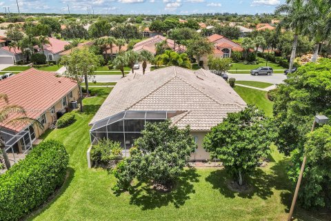 House in Boynton Beach, Florida 3 bedrooms, 233 sq.m. № 1304780 - photo 10