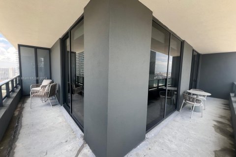 Copropriété à vendre à Miami, Floride: 2 chambres, 85.1 m2 № 1240212 - photo 28