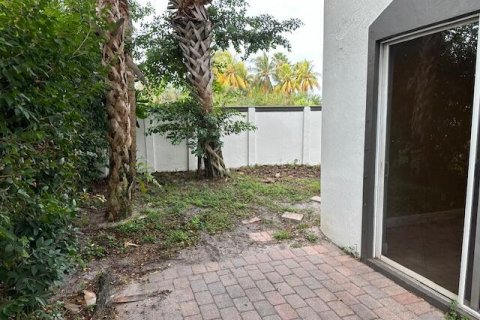 Townhouse in Boynton Beach, Florida 3 bedrooms, 157.56 sq.m. № 938921 - photo 4