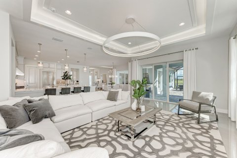 House in Hampton Lakes by Medallion Home in Sarasota, Florida 4 bedrooms, 386 sq.m. № 572146 - photo 7