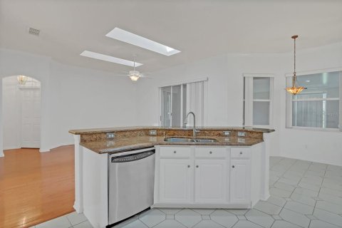 Casa en venta en Orlando, Florida, 4 dormitorios, 206.34 m2 № 1373609 - foto 11