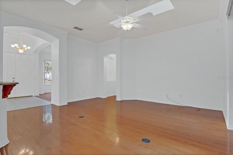 Casa en venta en Orlando, Florida, 4 dormitorios, 206.34 m2 № 1373609 - foto 4