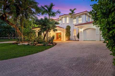 Casa en venta en Coral Gables, Florida, 5 dormitorios, 371.89 m2 № 862139 - foto 1