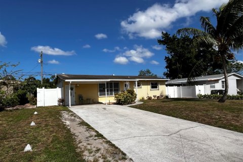 Villa ou maison à vendre à West Palm Beach, Floride: 3 chambres, 113.53 m2 № 1216411 - photo 14