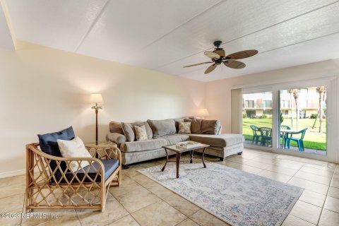 Condo in Saint Augustine, Florida, 2 bedrooms  № 771515 - photo 16