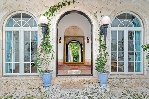 Casa en venta en Coral Gables, Florida, 4 dormitorios, 465.81 m2 № 1239199 - foto 6