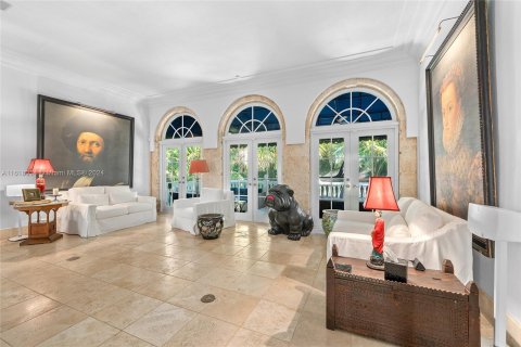 Casa en venta en Coral Gables, Florida, 4 dormitorios, 465.81 m2 № 1239199 - foto 8