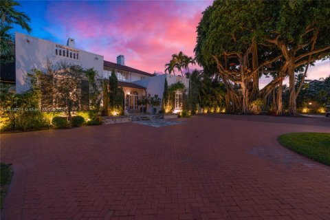 Casa en venta en Coral Gables, Florida, 4 dormitorios, 465.81 m2 № 1239199 - foto 2