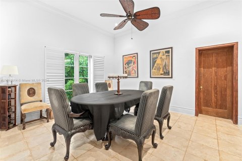 Casa en venta en Coral Gables, Florida, 4 dormitorios, 465.81 m2 № 1239199 - foto 12