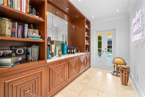 Casa en venta en Coral Gables, Florida, 4 dormitorios, 465.81 m2 № 1239199 - foto 17