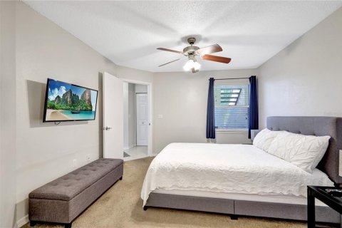 Condo in Fort Myers, Florida, 3 bedrooms  № 1122095 - photo 13
