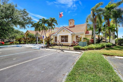 Condominio en venta en Fort Myers, Florida, 3 dormitorios, 107.21 m2 № 1122095 - foto 27