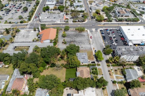 Купить коммерческую недвижимость в Норт-Майами, Флорида № 1102623 - фото 8