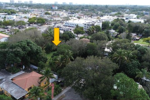 Купить коммерческую недвижимость в Норт-Майами, Флорида № 1102623 - фото 3