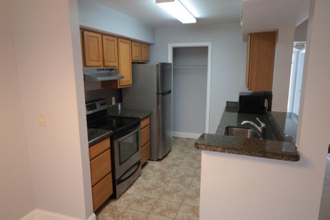 Condo in Boynton Beach, Florida, 2 bedrooms  № 1118693 - photo 16