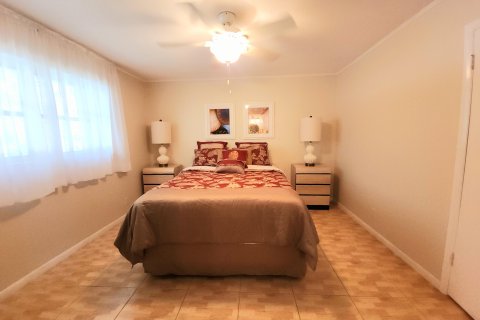 Condo in Boynton Beach, Florida, 2 bedrooms  № 1118694 - photo 16