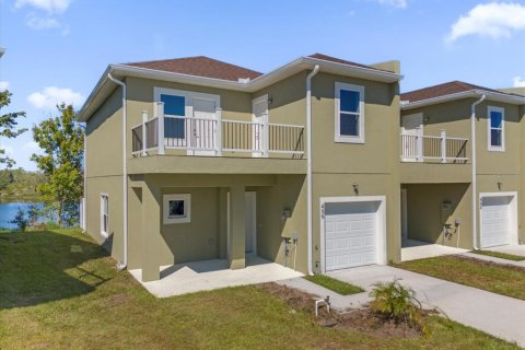 Townhouse in Davenport, Florida 4 bedrooms, 189.06 sq.m. № 1422734 - photo 1