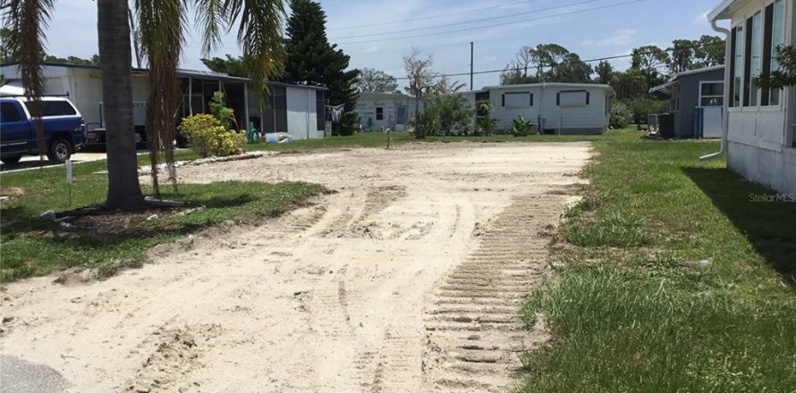 Terreno en North Port, Florida № 608634