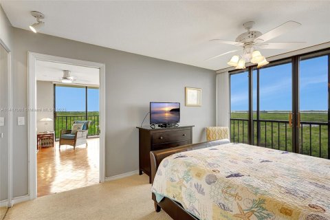 Copropriété à vendre à Hutchinson Island South, Floride: 2 chambres, 129.78 m2 № 613455 - photo 30