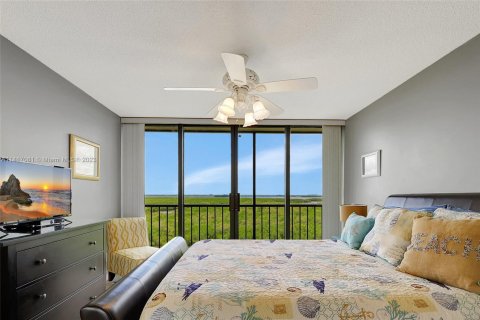 Condominio en venta en Hutchinson Island South, Florida, 2 dormitorios, 129.78 m2 № 613455 - foto 29