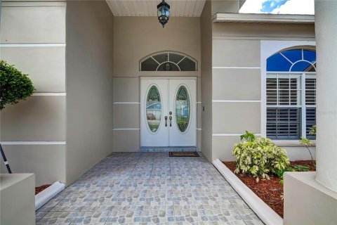 Casa en venta en New Port Richey, Florida, 3 dormitorios, 189.71 m2 № 1248728 - foto 2