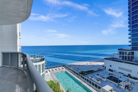 Copropriété à vendre à Sunny Isles Beach, Floride: 3 chambres, 183.85 m2 № 1368715 - photo 3