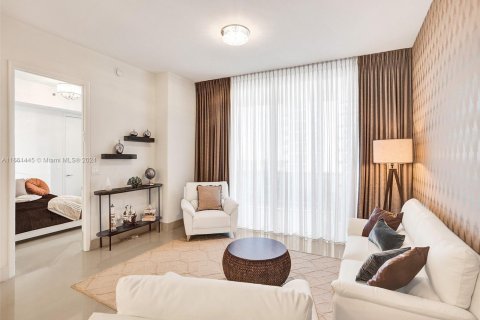 Condo in Sunny Isles Beach, Florida, 3 bedrooms  № 1368715 - photo 17