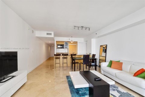 Copropriété à vendre à Hallandale Beach, Floride: 1 chambre, 78.41 m2 № 967733 - photo 12