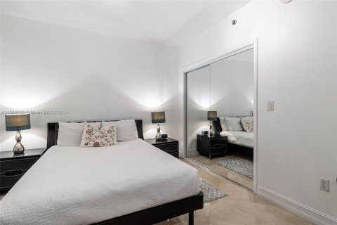 Copropriété à vendre à Hallandale Beach, Floride: 1 chambre, 78.41 m2 № 967733 - photo 5