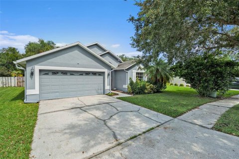 Villa ou maison à vendre à Wesley Chapel, Floride: 3 chambres, 167.41 m2 № 1390569 - photo 3