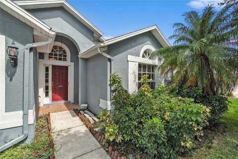 Villa ou maison à vendre à Wesley Chapel, Floride: 3 chambres, 167.41 m2 № 1390569 - photo 4