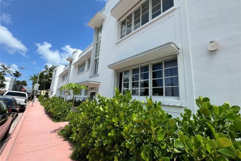 Condominio en venta en Miami Beach, Florida, 1 dormitorio, 41.81 m2 № 1236804 - foto 14